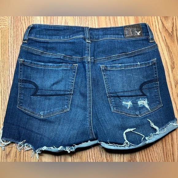 American Eagle Super Stretch Hi-Rise Shortie Ripped Distressed Denim Shorts - Picture 2 of 2